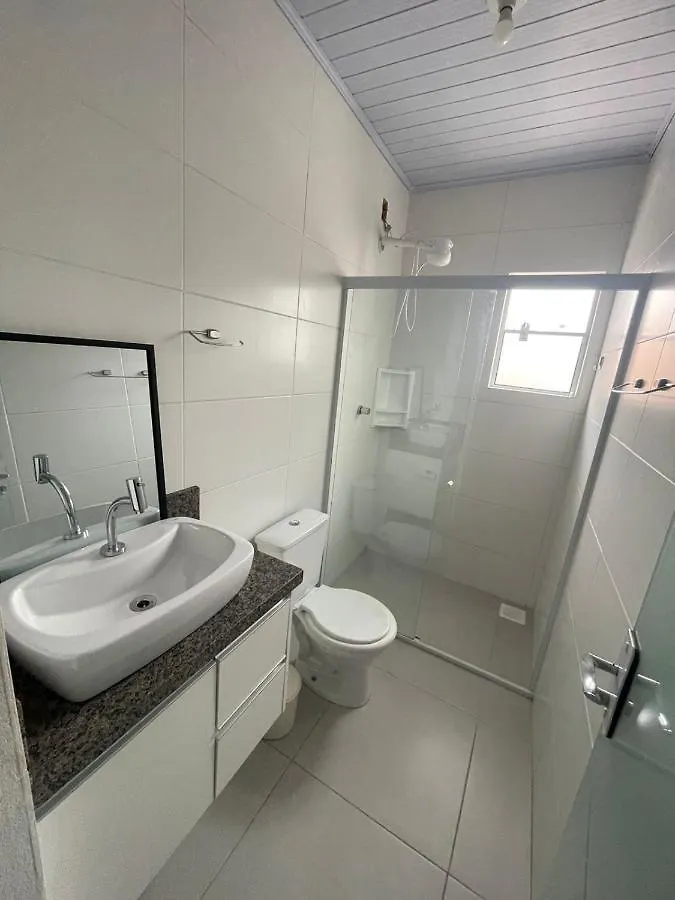Hospedagem Confortavel E Pratica Para Viajantes E Ferias - Proxima A Br-101 Sao Jose  Sao Jose (Santa Catarina)