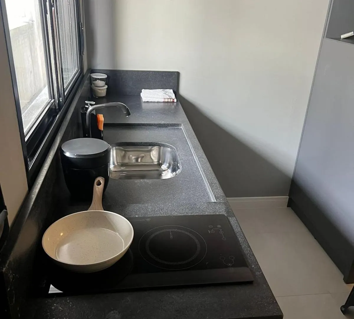 Hospedagem Confortavel E Pratica Para Viajantes E Ferias - Proxima A Br-101 Sao Jose  Brésil