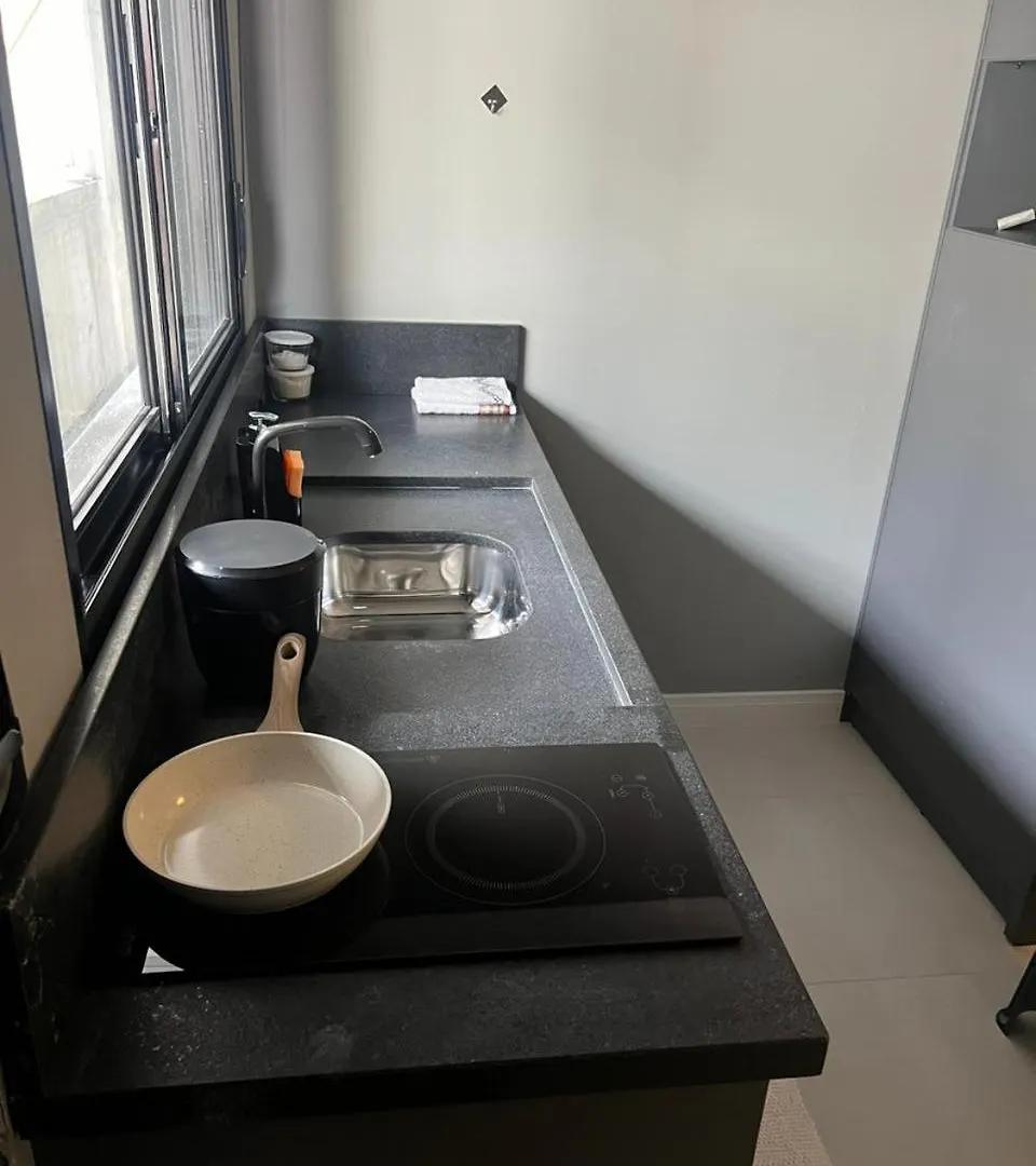 Hospedagem Confortavel E Pratica Para Viajantes E Ferias - Proxima A Br-101 Sao Jose  Sao Jose (Santa Catarina)
